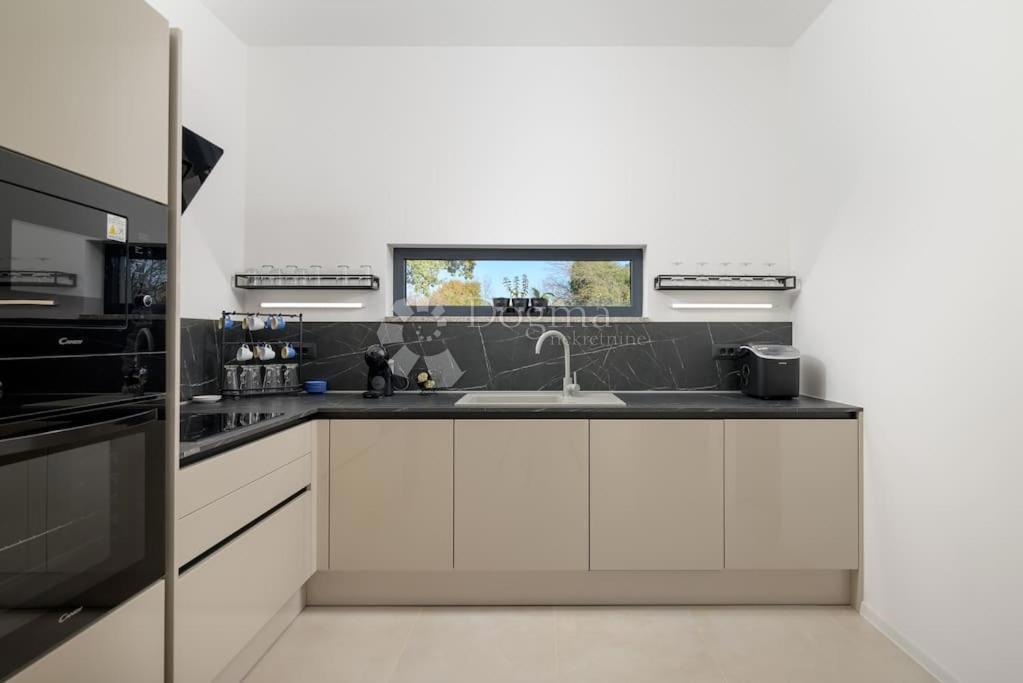 Casa Burići, Kanfanar, 135m2