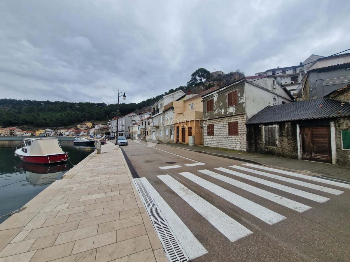 Terreno edificabile Novigrad, 2.376m2