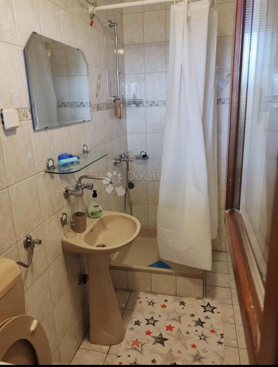 Casa Dalj, Erdut, 264m2