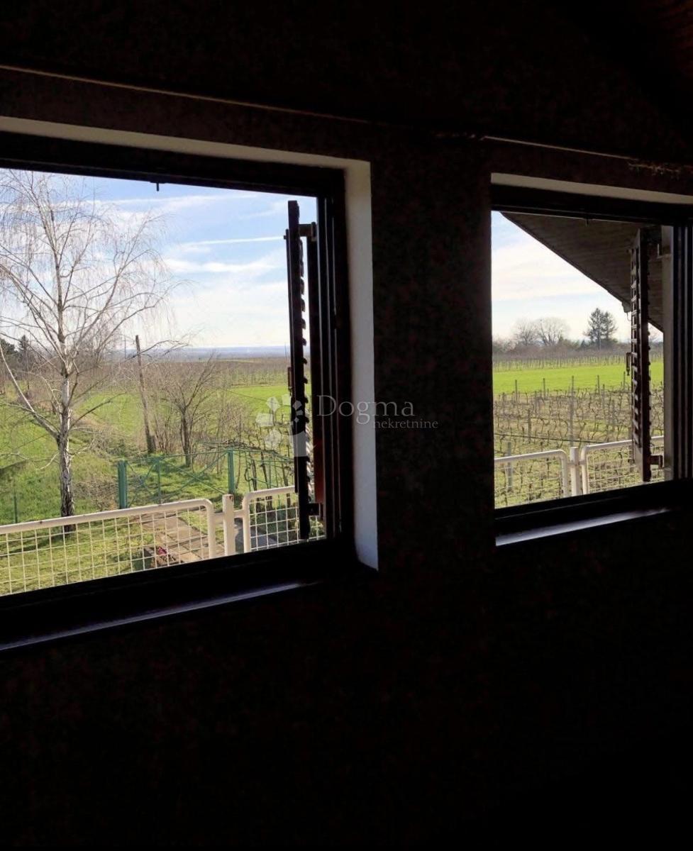 Casa Dalj, Erdut, 264m2