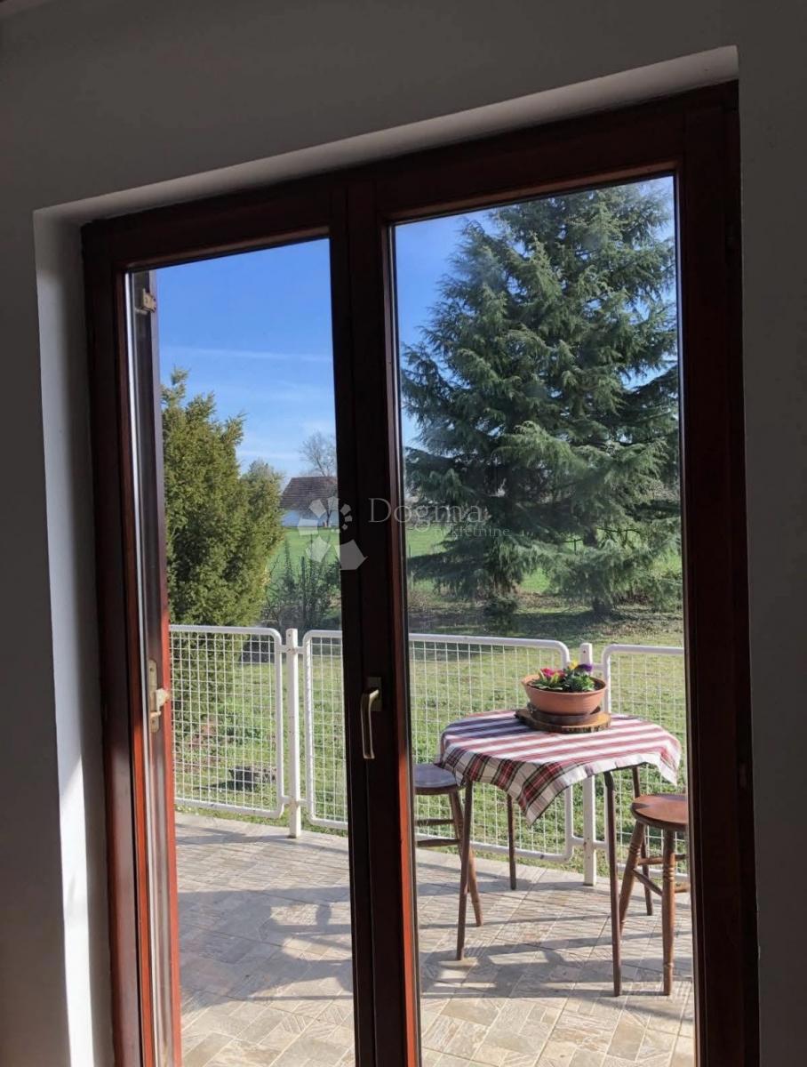 Casa Dalj, Erdut, 264m2