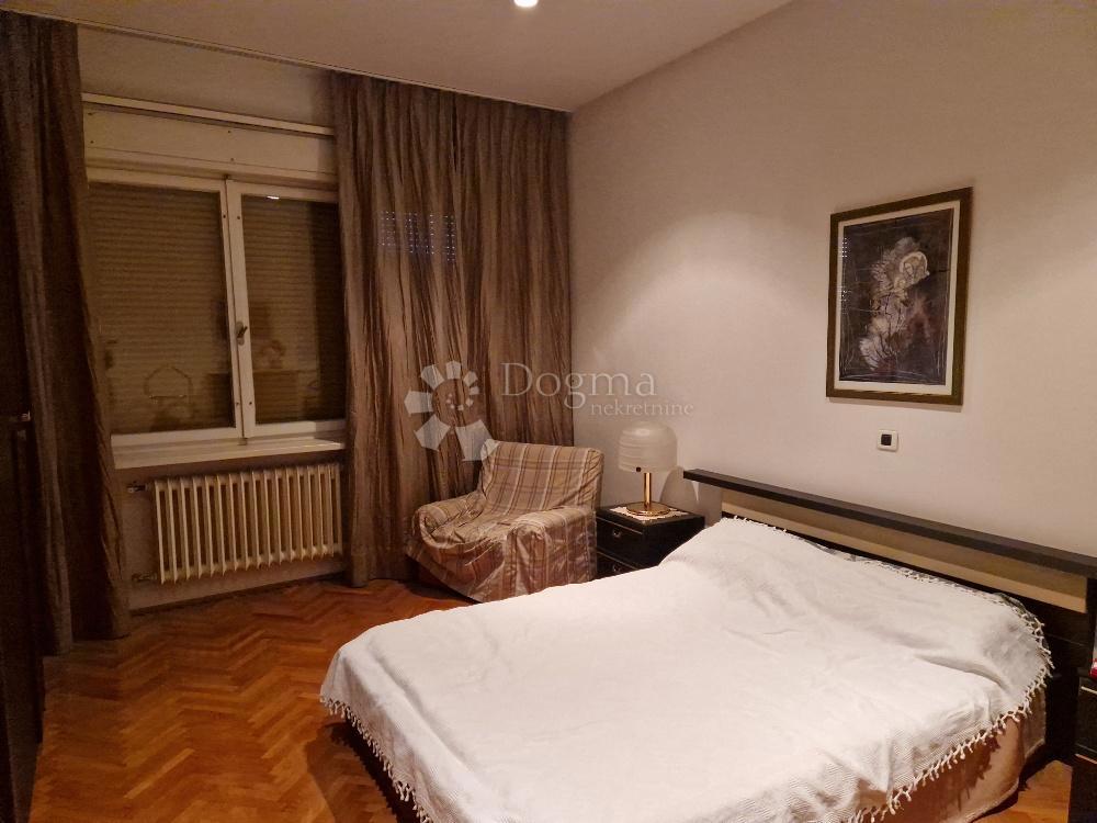 Allogio Pećine, Rijeka, 150m2