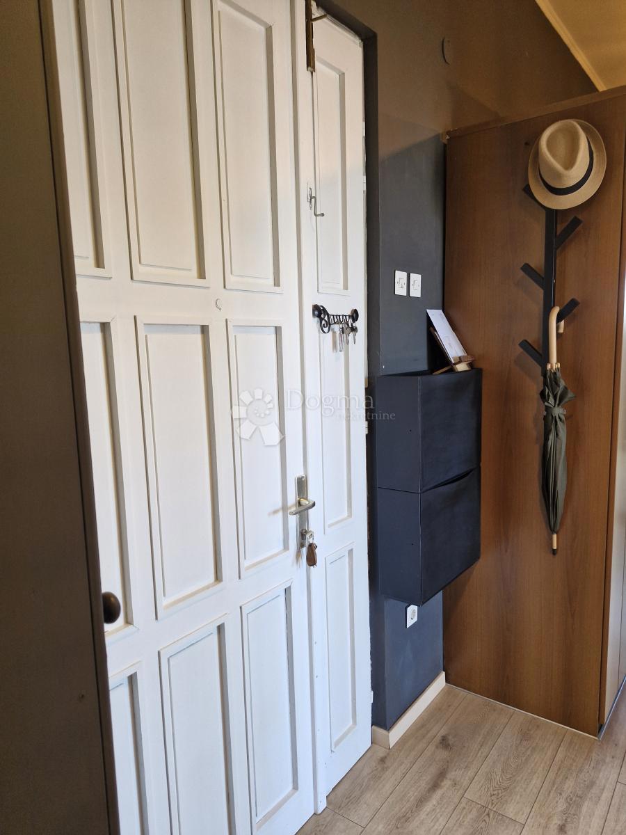 Allogio Branimirova Obala, Zadar, 81m2