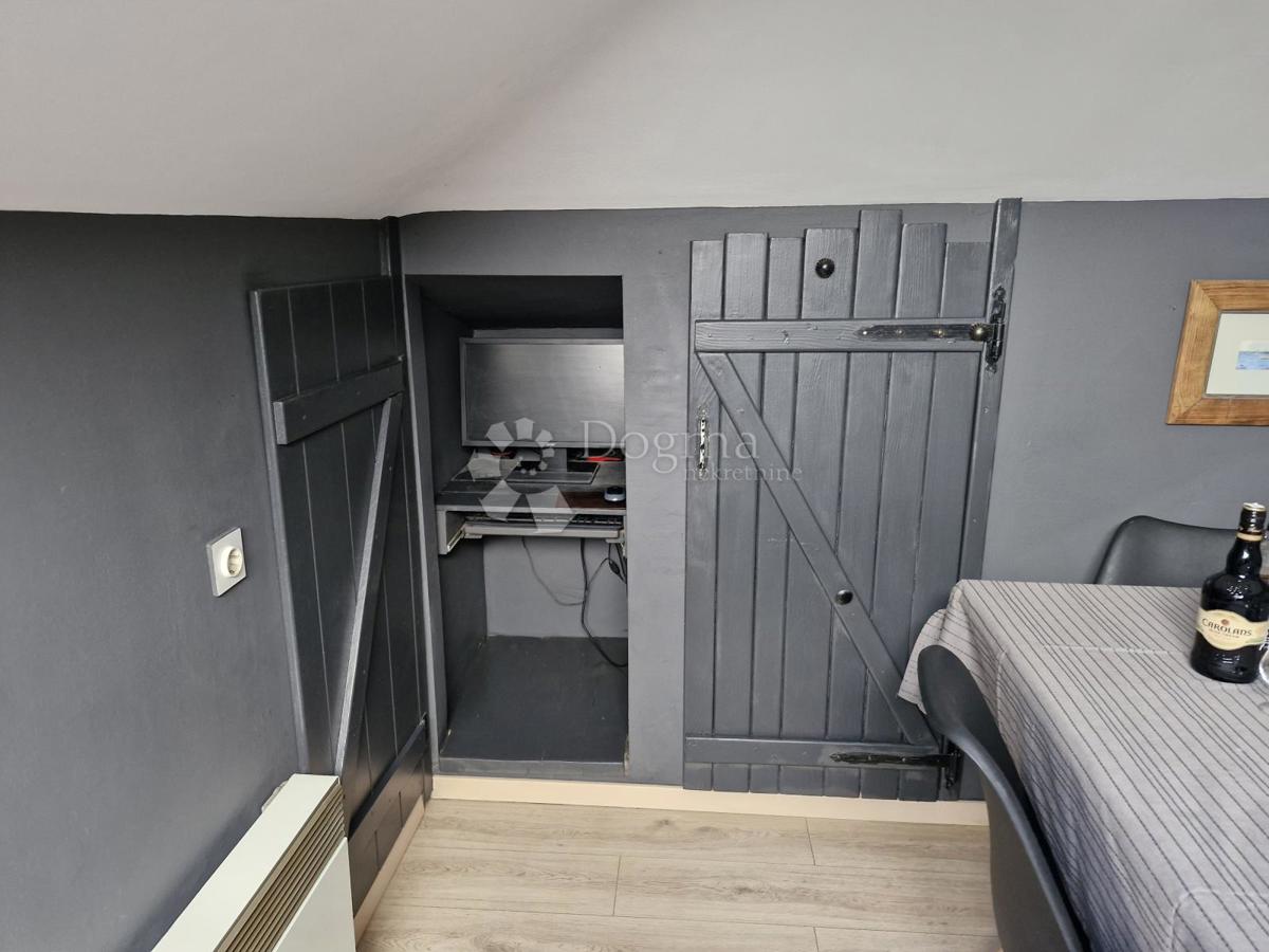 Allogio Branimirova Obala, Zadar, 81m2