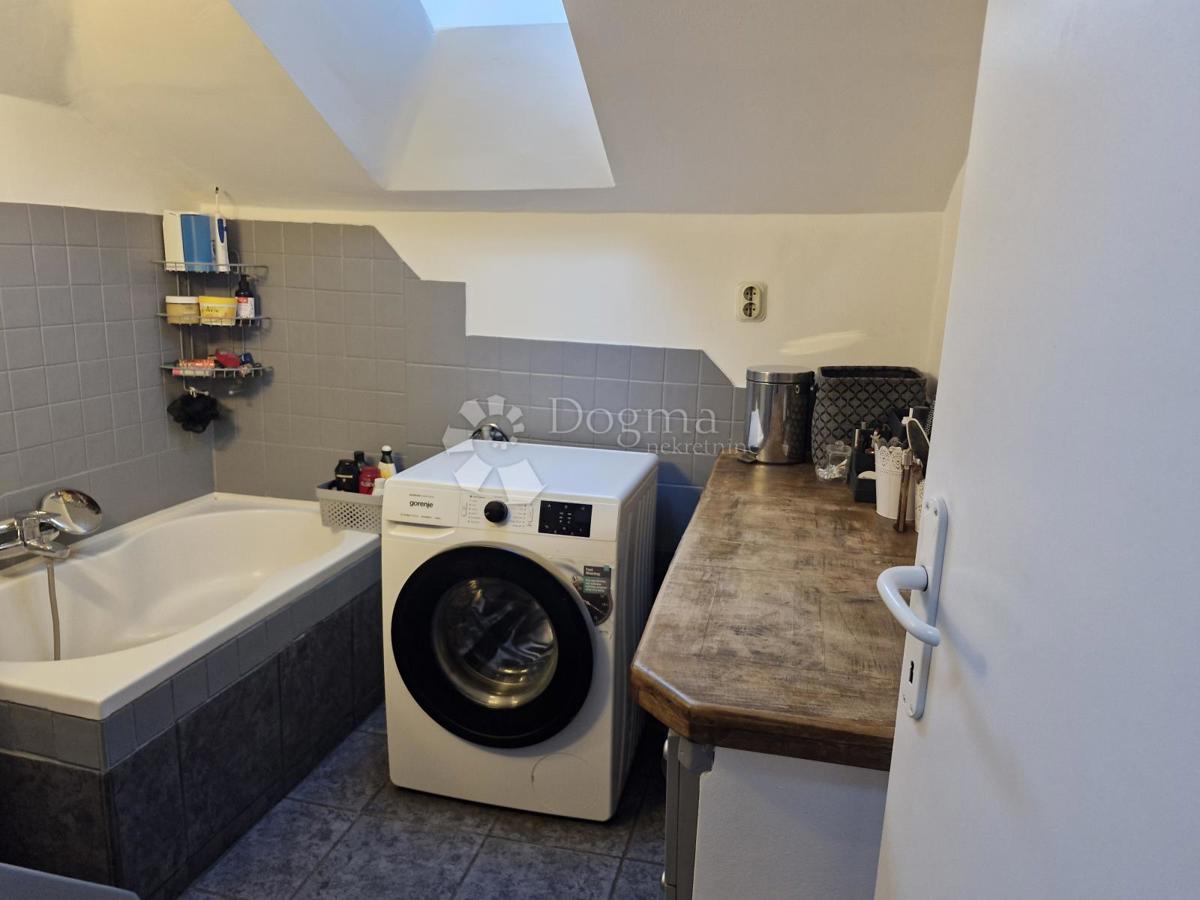 Allogio Branimirova Obala, Zadar, 81m2