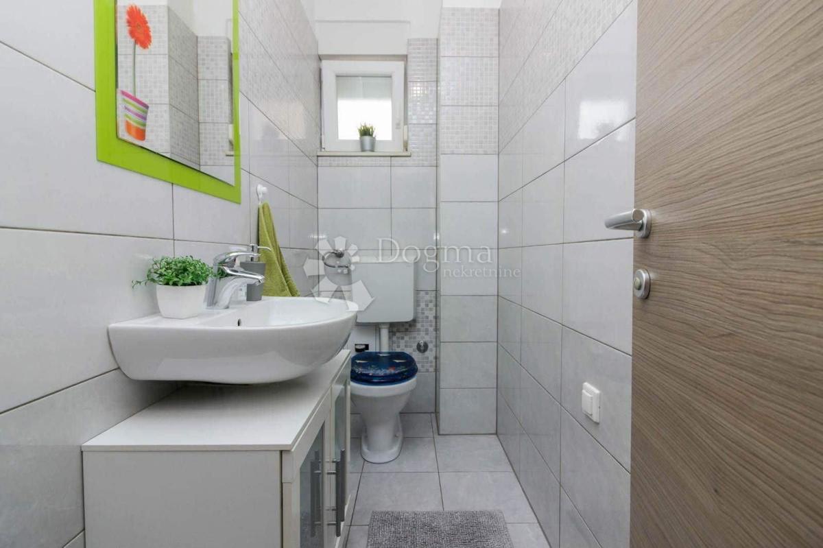 Allogio Plovanija, Zadar, 80,84m2