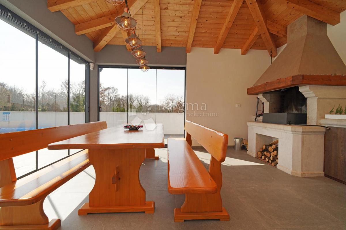 Casa Svetvinčenat, 180m2