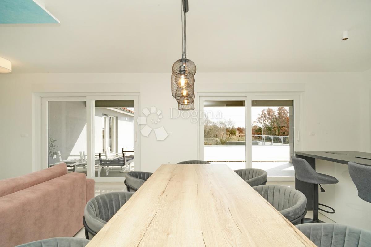 Casa Svetvinčenat, 180m2