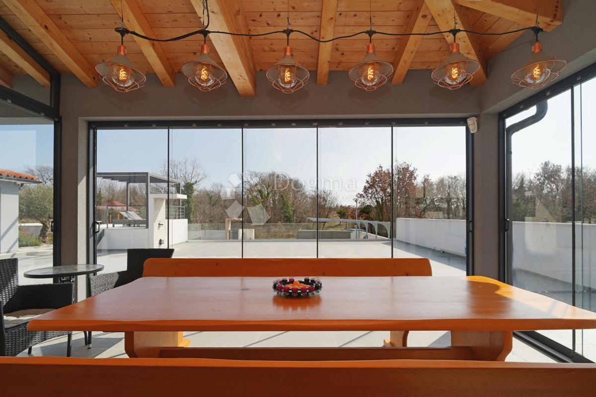 Casa Svetvinčenat, 180m2