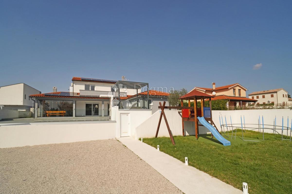 Casa Svetvinčenat, 180m2