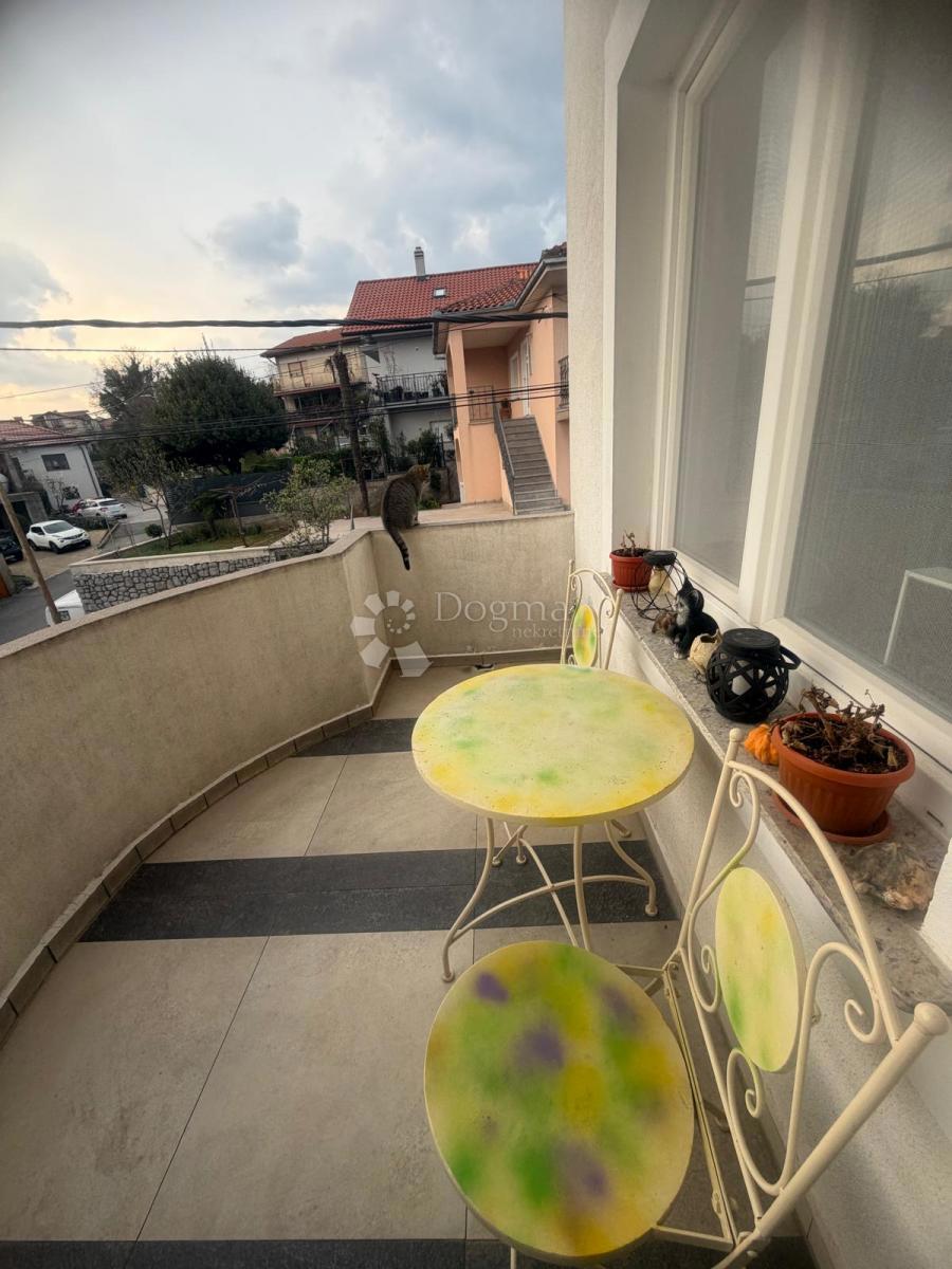 Allogio Grbci, Rijeka, 85,41m2