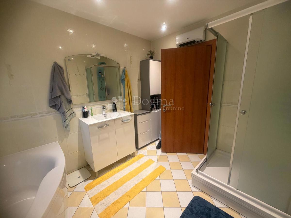 Allogio Grbci, Rijeka, 85,41m2