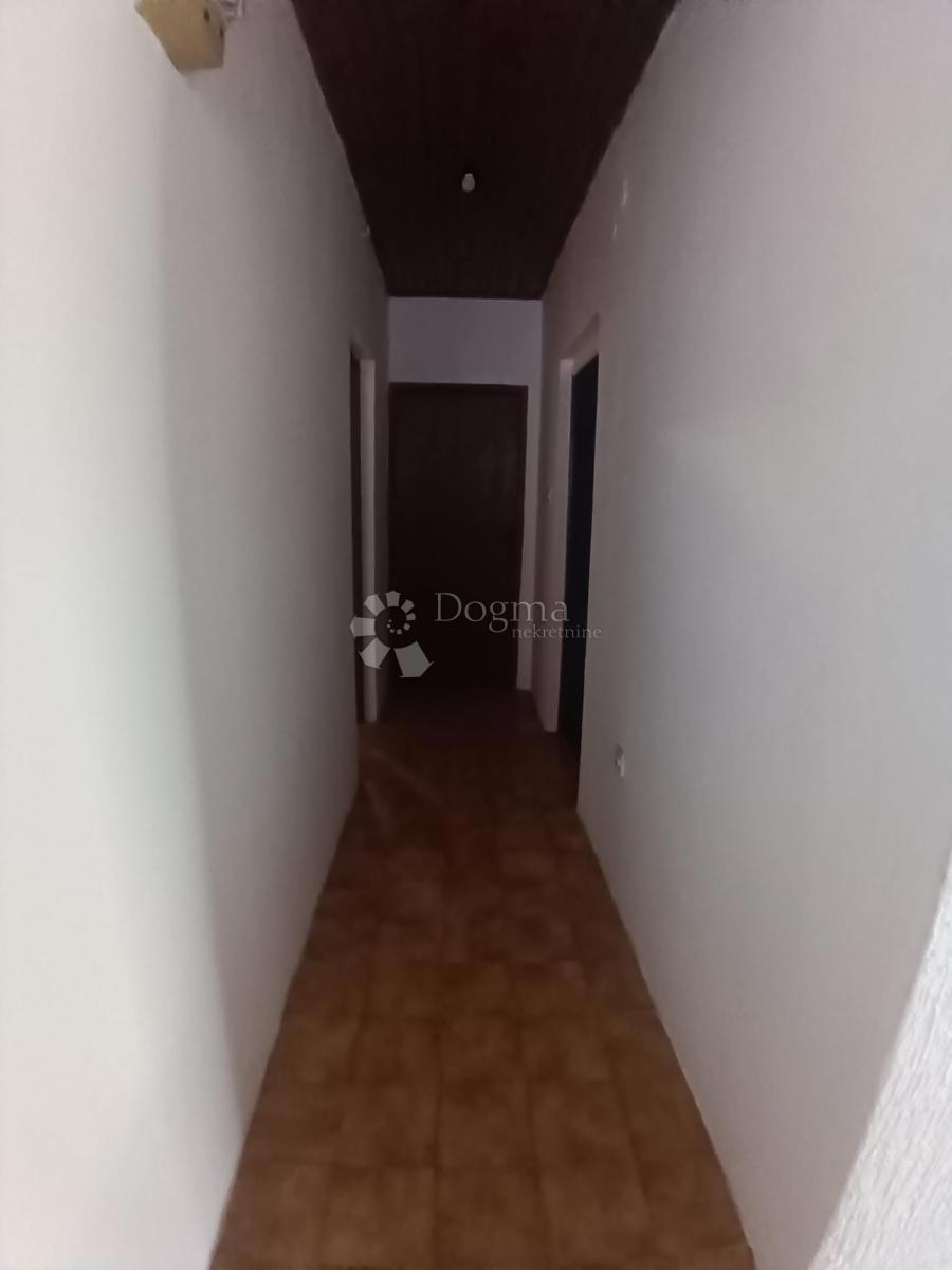 Casa Novi Senkovac, Slatina, 220m2