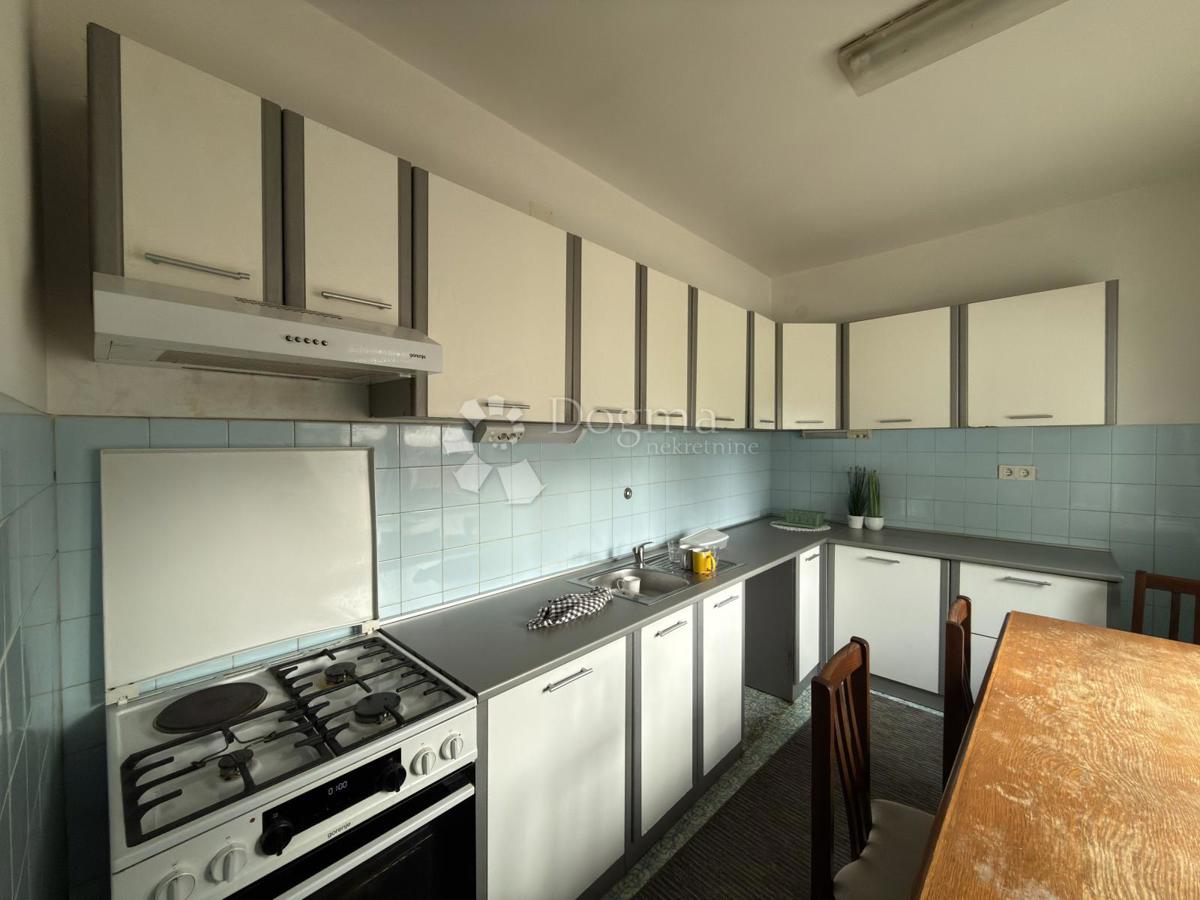 Casa Belovar, Sesvete, 220m2