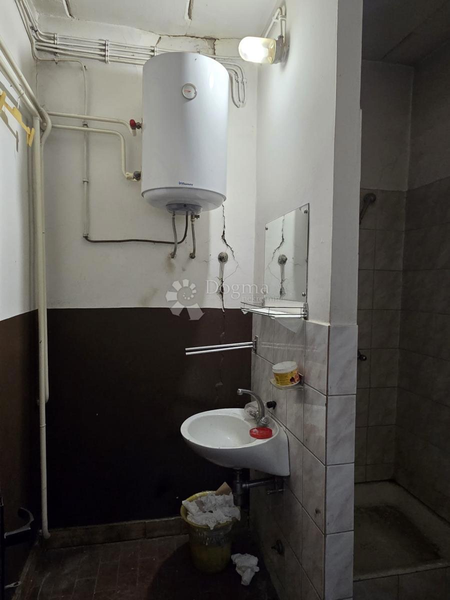 Locale commerciale Centar, Varaždin, 225,10m2