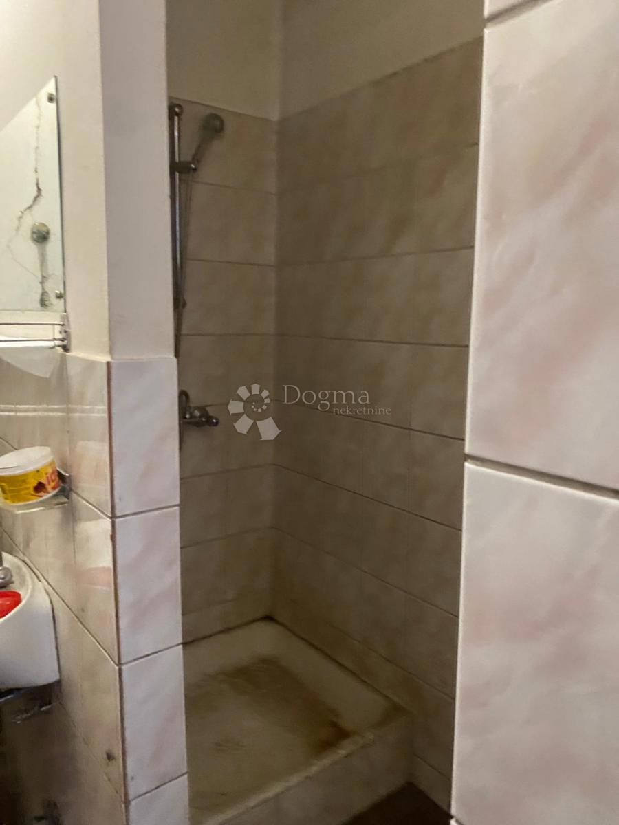 Locale commerciale Centar, Varaždin, 225,10m2