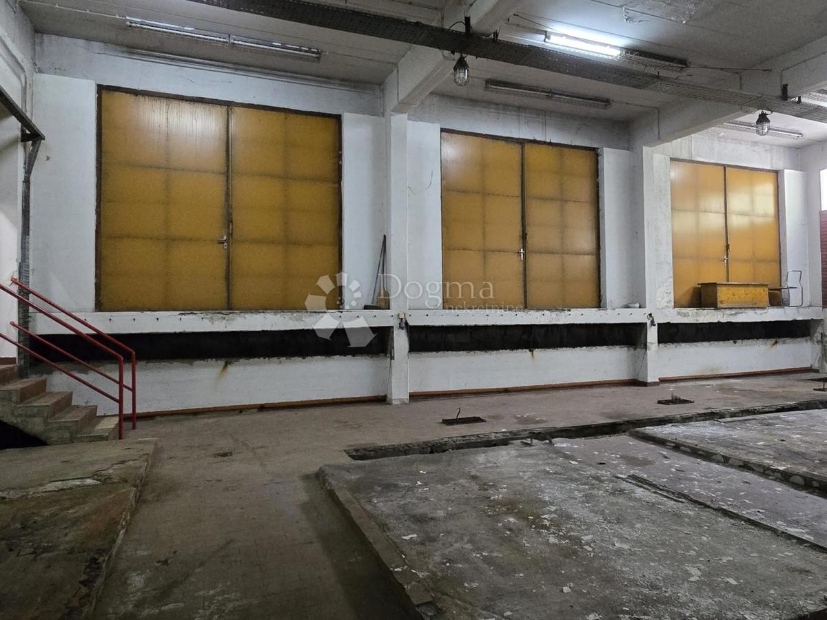 Locale commerciale Centar, Varaždin, 225,10m2