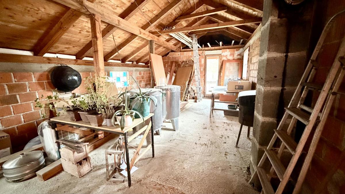 Casa Petruševec, Peščenica - Žitnjak, 192m2