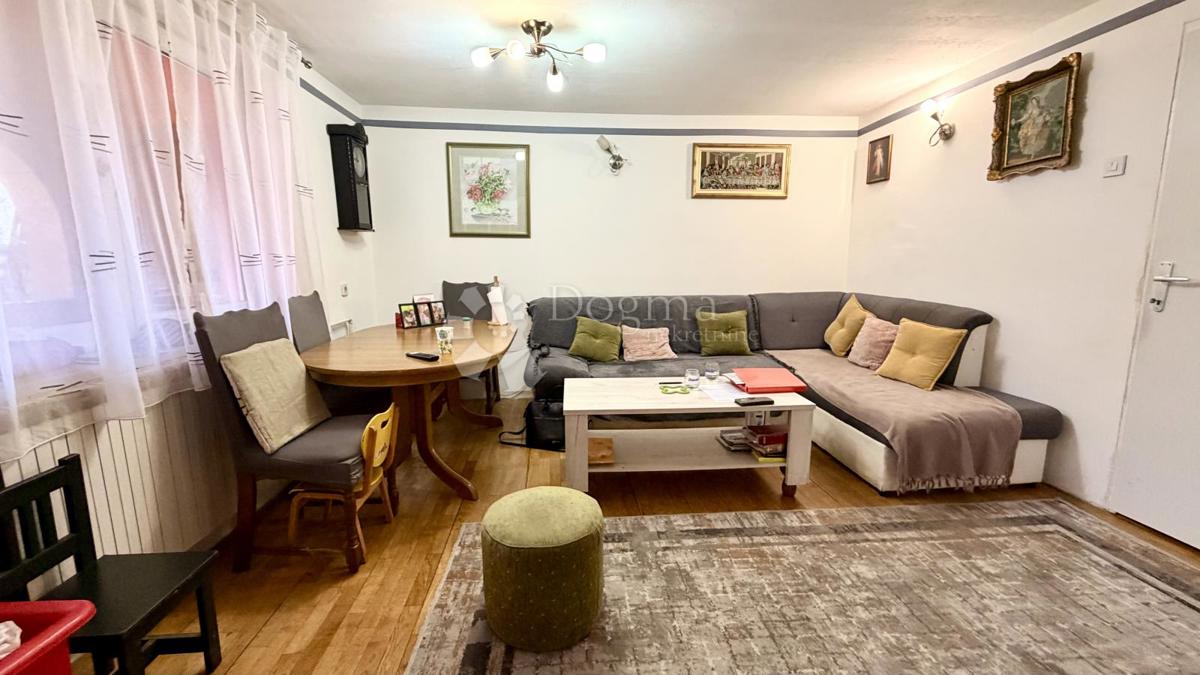 Casa Petruševec, Peščenica - Žitnjak, 192m2