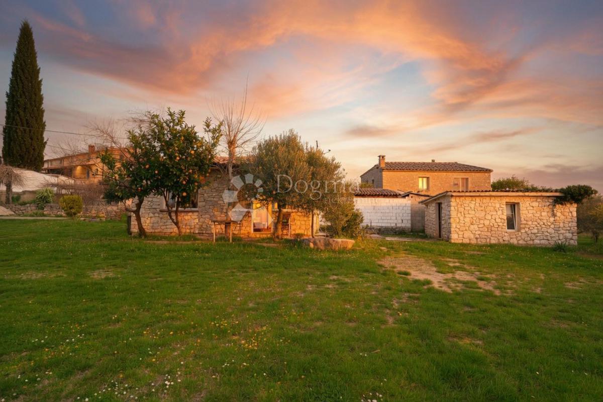 Casa Babići, Kaštelir-Labinci, 49m2