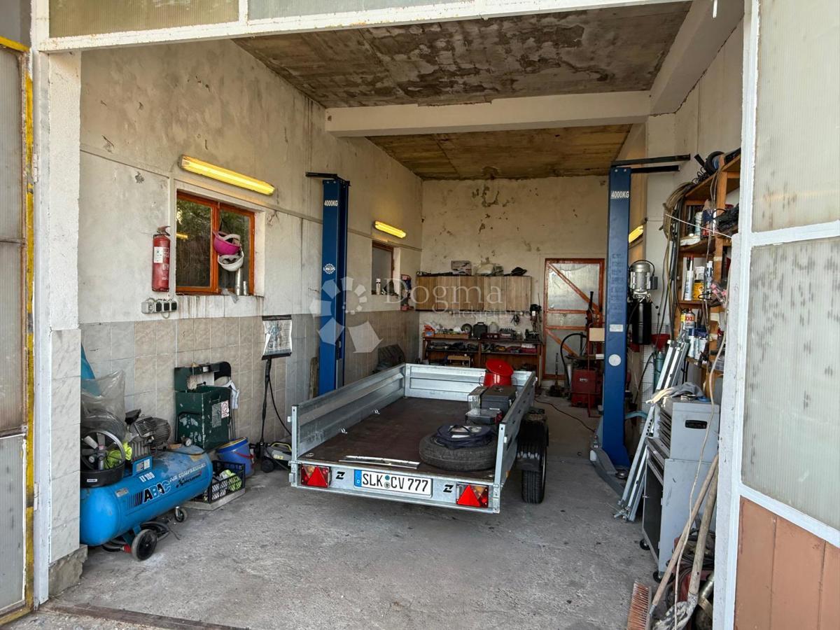 Casa Karlobag, 300m2