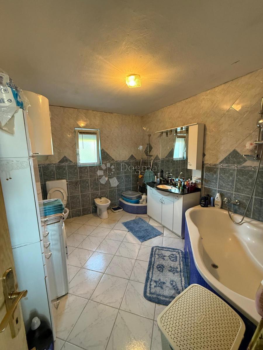 Casa Karlobag, 300m2