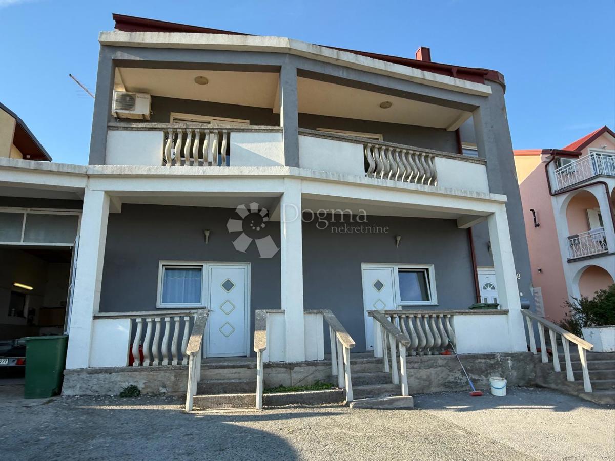 Casa Karlobag, 300m2