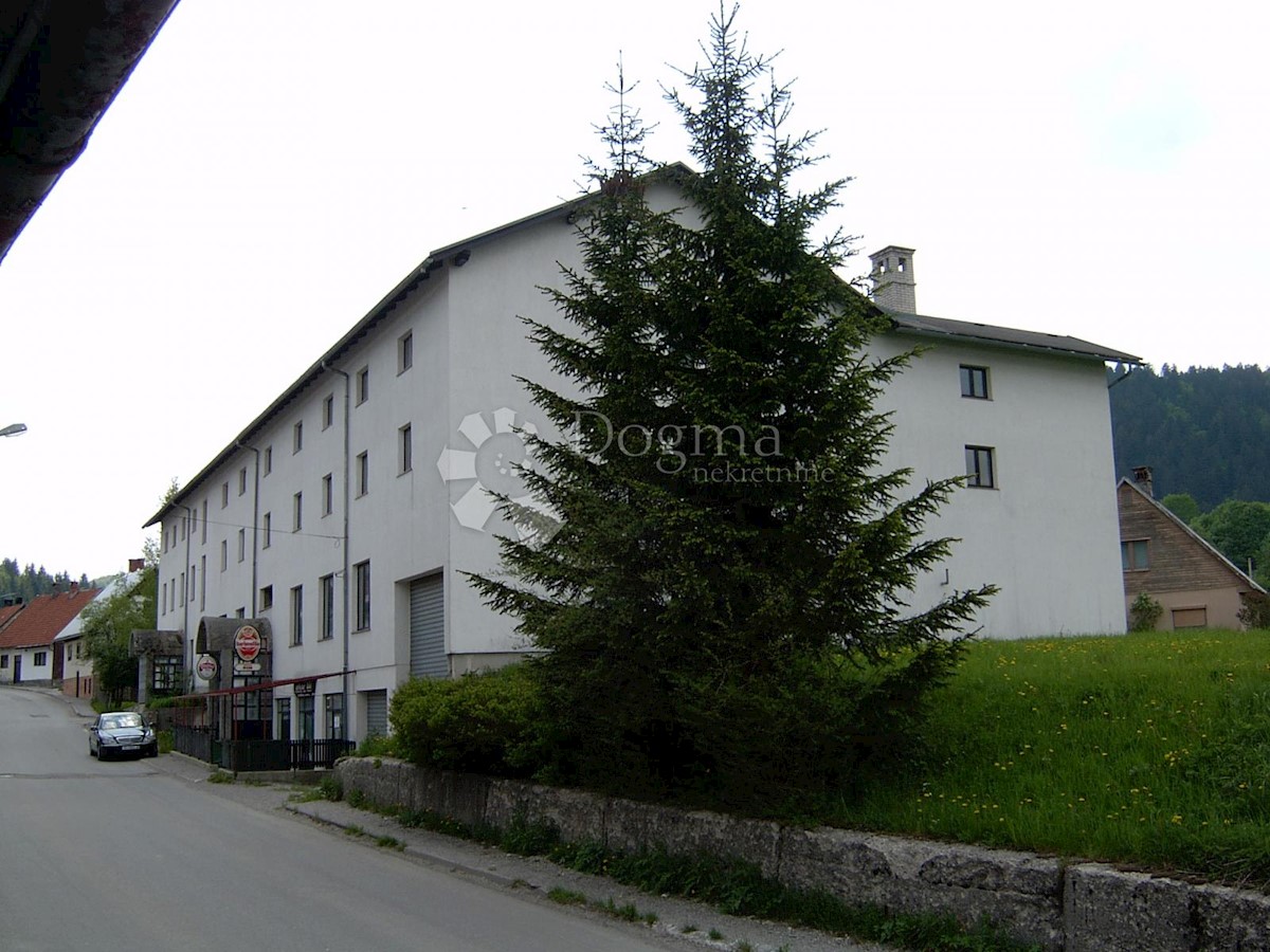 Albergo Tršće, Čabar, 1.900m2