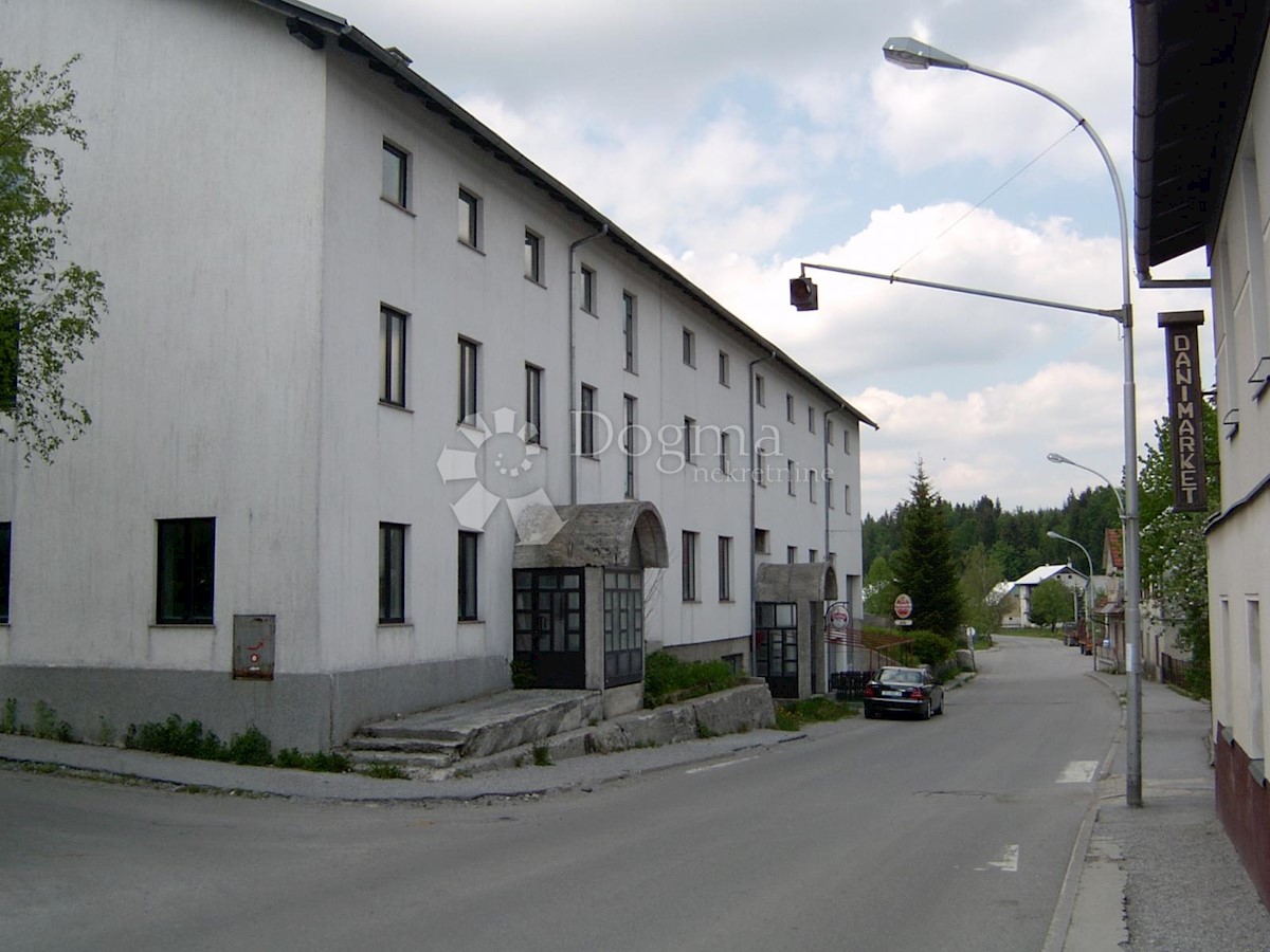 Albergo Tršće, Čabar, 1.900m2