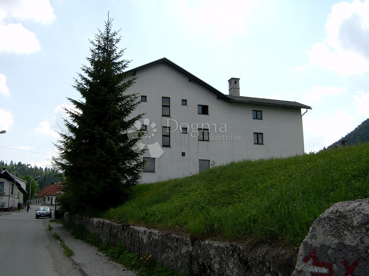 Albergo Tršće, Čabar, 1.900m2