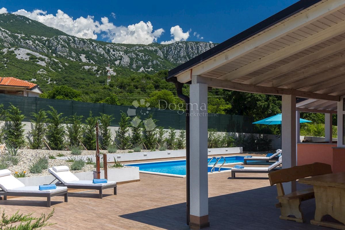 Casa Tribalj, Vinodolska Općina, 370m2