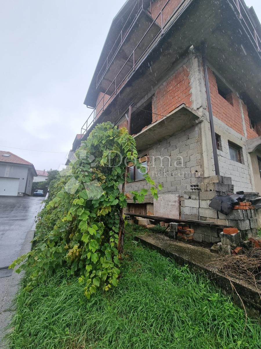 Casa Donje Vrapče, Stenjevec, 296m2