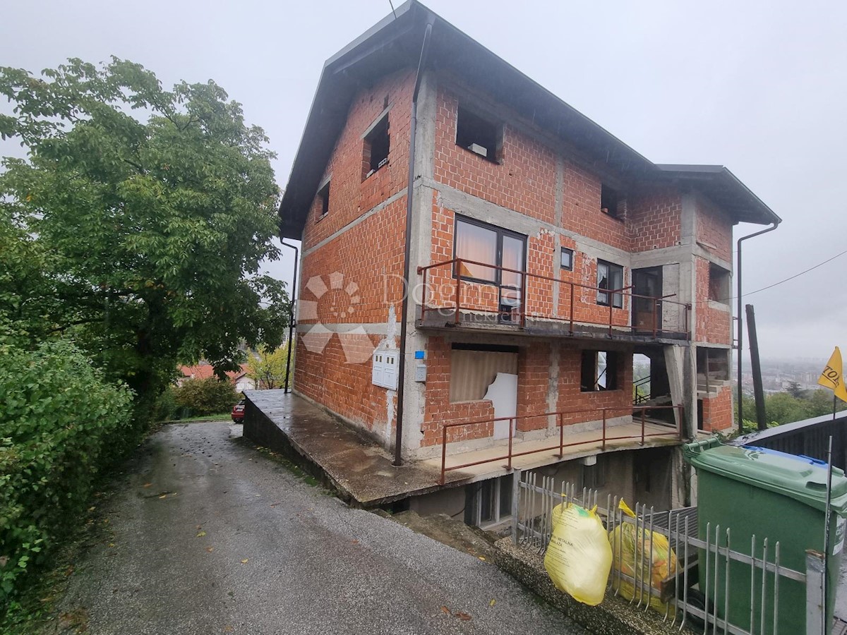 Casa Donje Vrapče, Stenjevec, 296m2