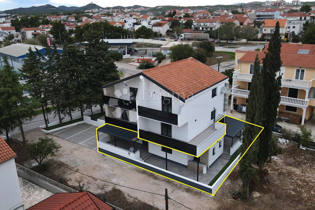 Allogio Vodice, DA, 270m2