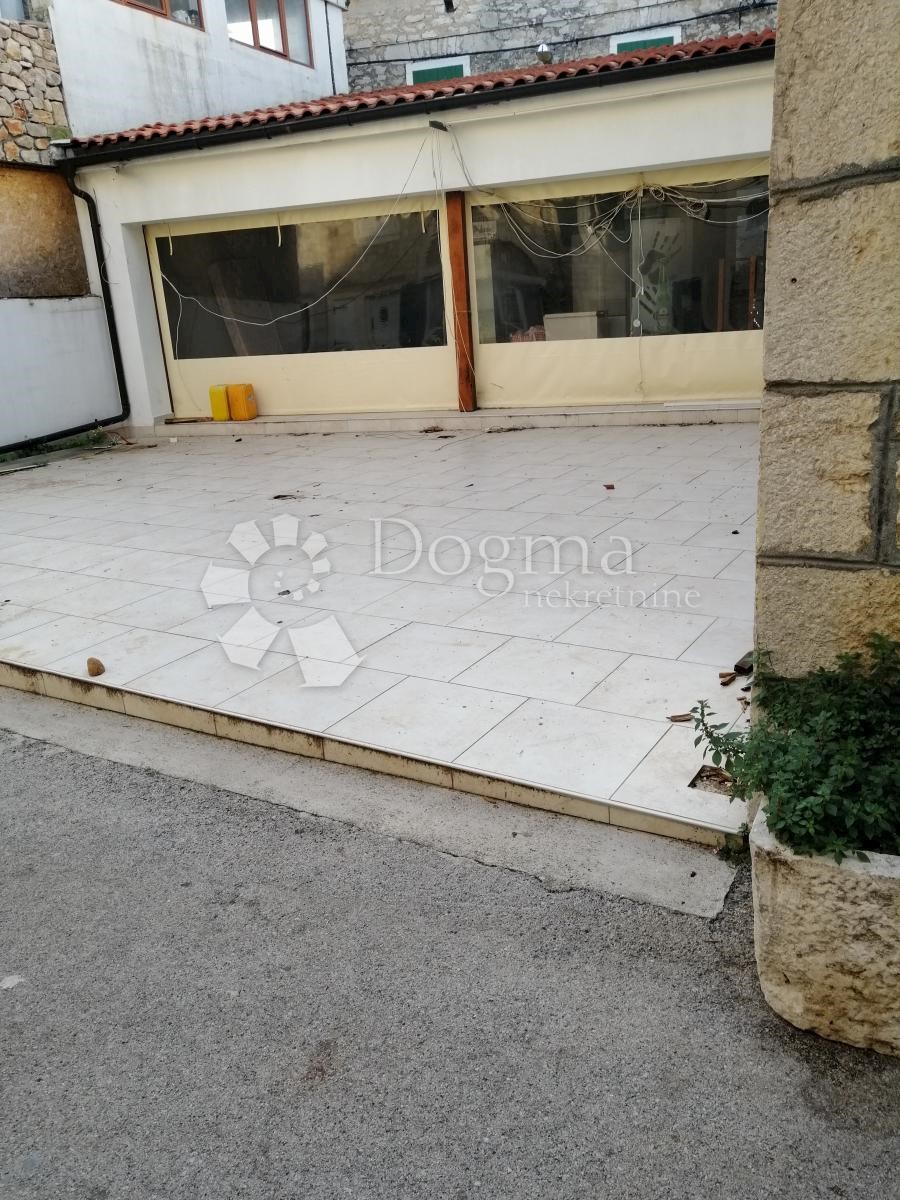 Locale commerciale Vodice, 339m2