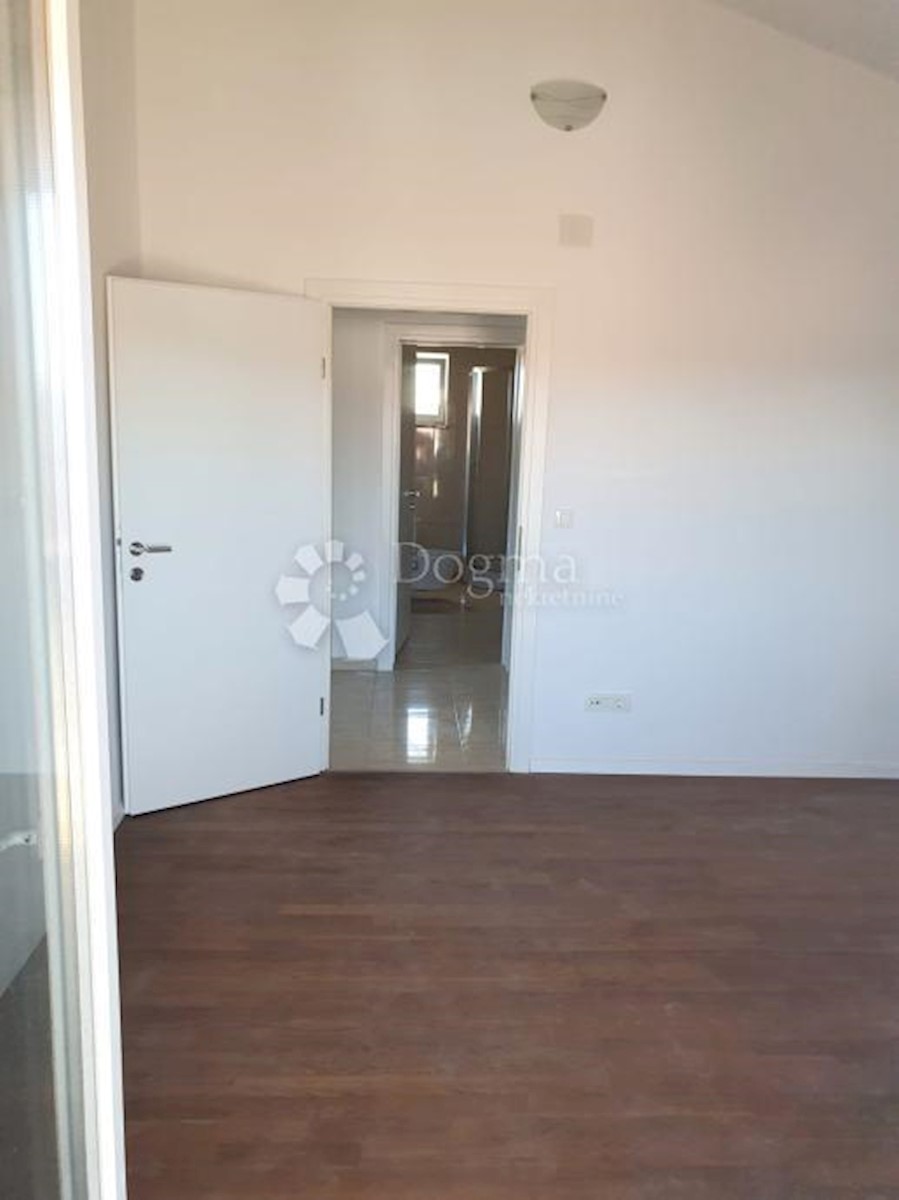 Appartamento Malinska, Malinska-Dubašnica, 94m2