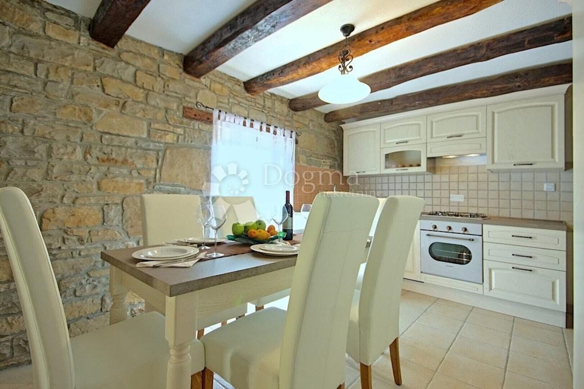 Casa Oprtalj, 116m2