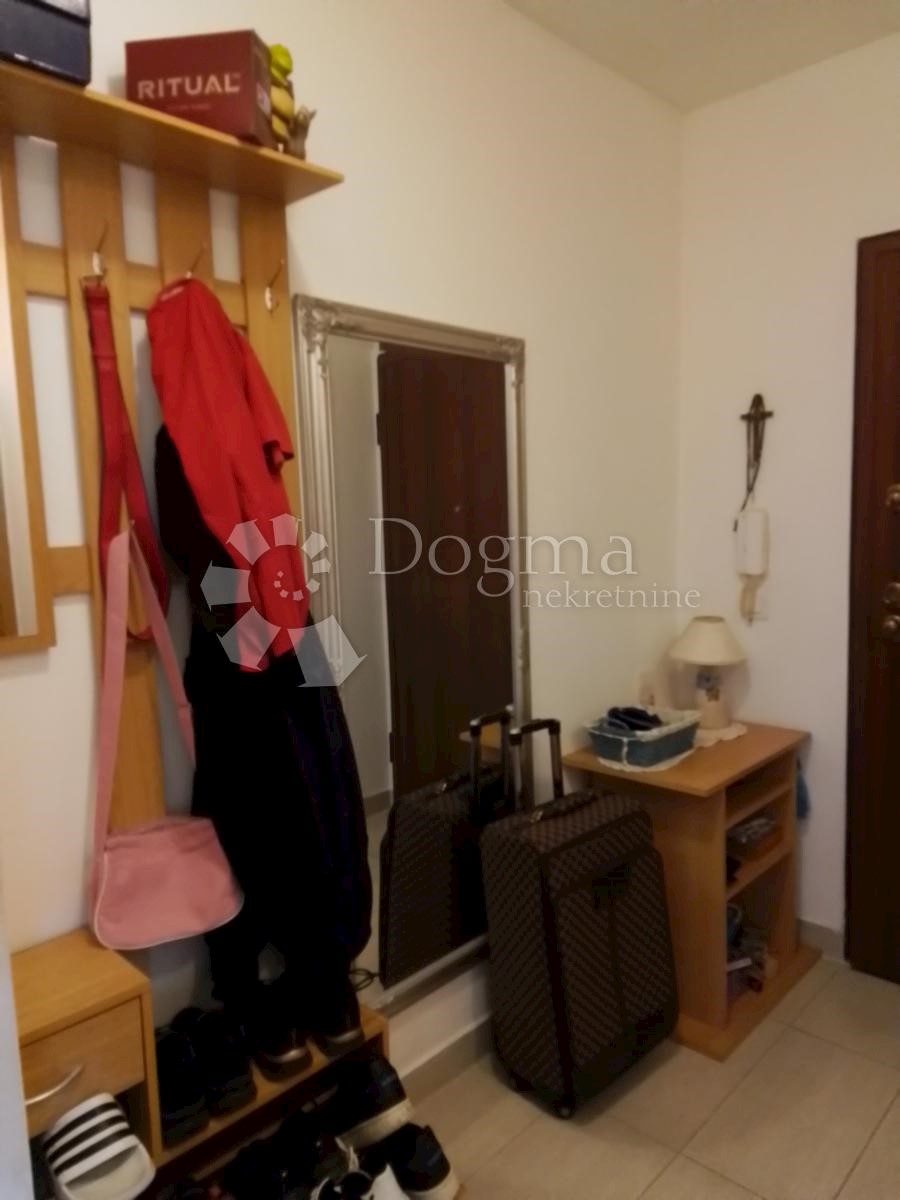 Allogio Fažana, 77,59m2