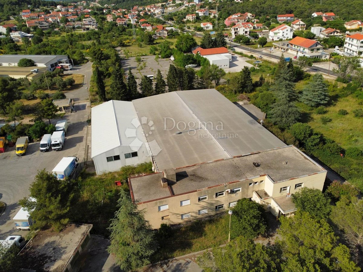 Locale commerciale Bilice, Šibenik - Okolica, 2.200m2