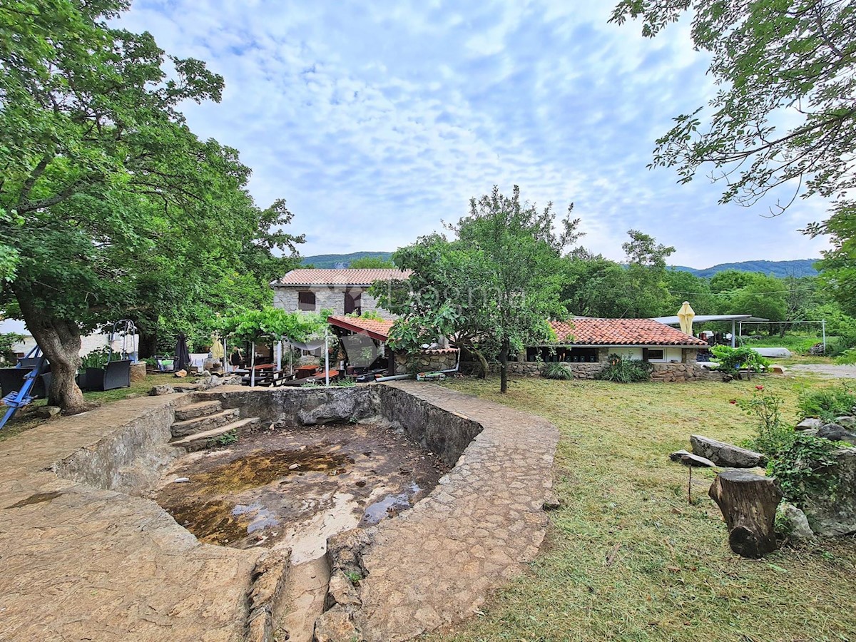 Casa Hum, Buzet, 400m2