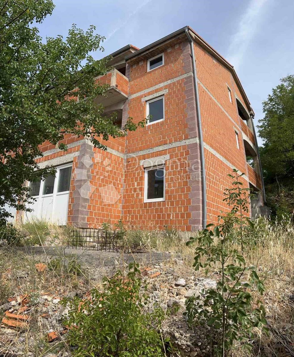 Casa Kraljevica, 402,42m2