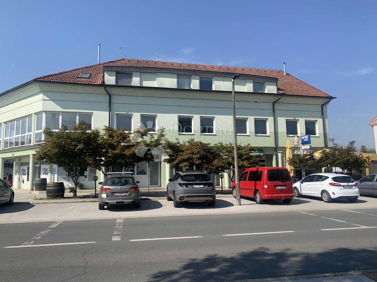 Locale commerciale Prelog, 577m2