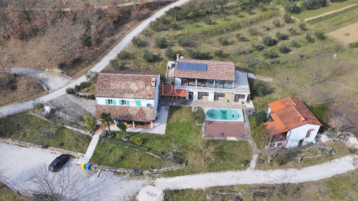 Casa Korelići, Cerovlje, 500m2