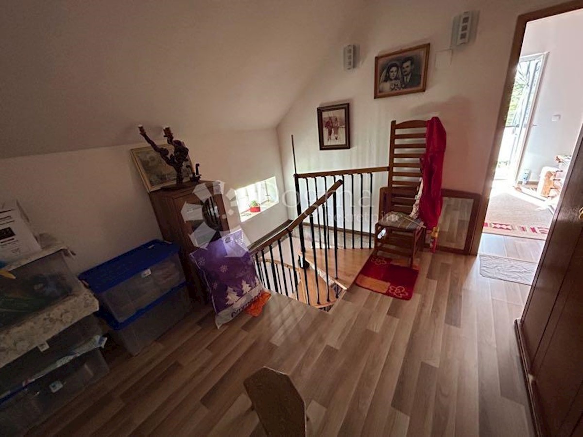Casa Drenovac Radučki, Gospić - Okolica, 100m2