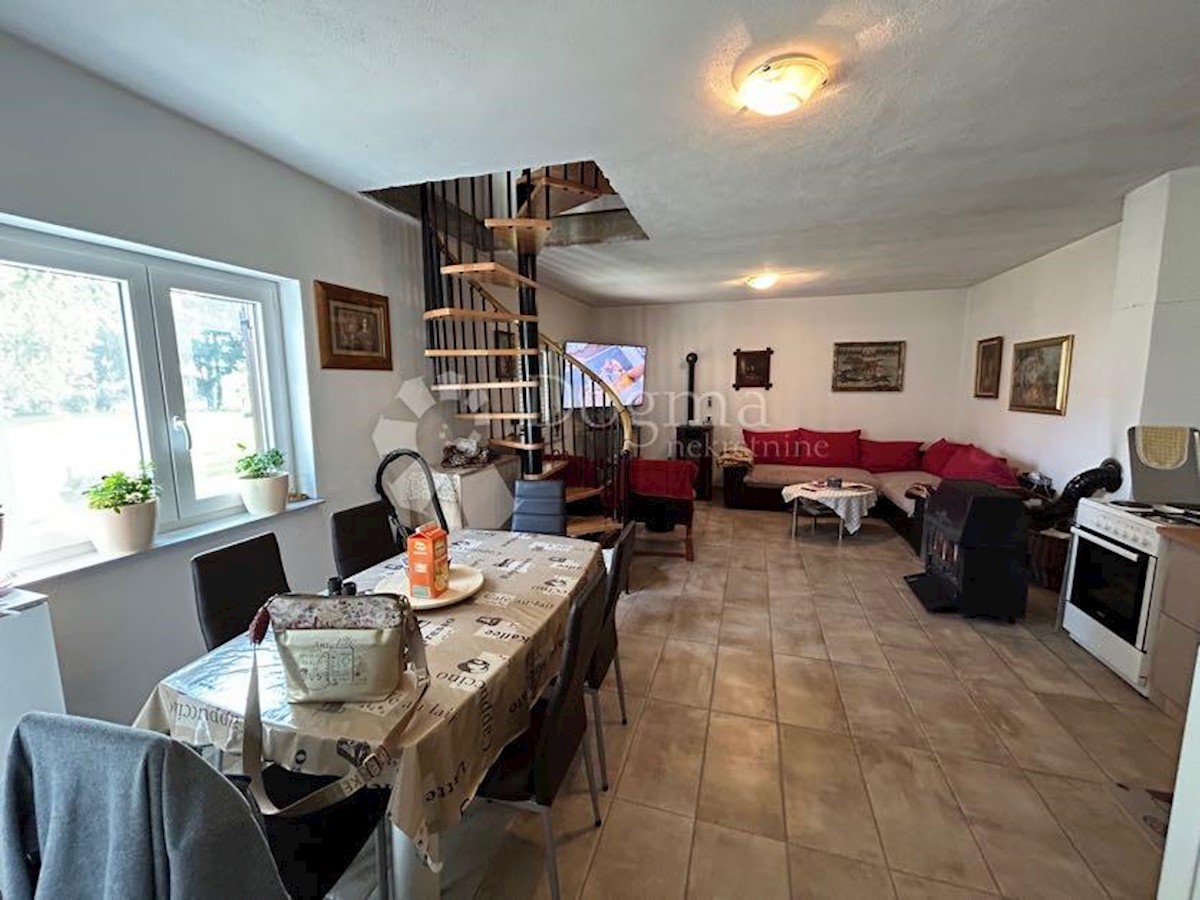 Casa Drenovac Radučki, Gospić - Okolica, 100m2