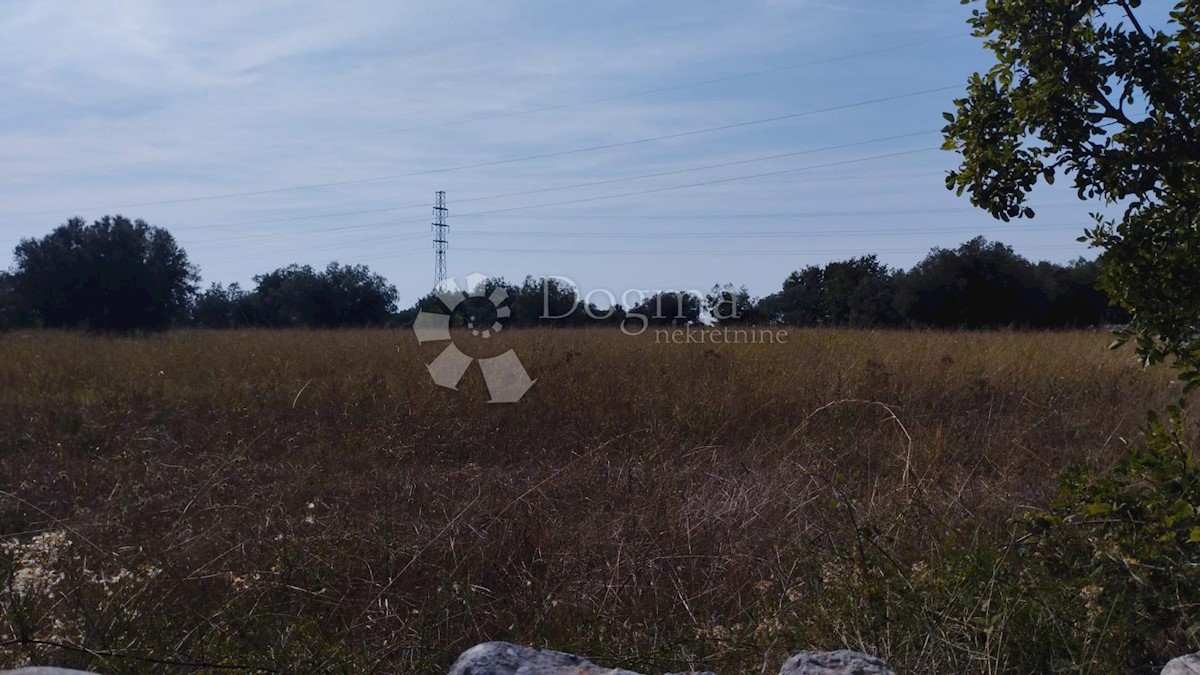 Terreno Peroj, Vodnjan, 9.893m2