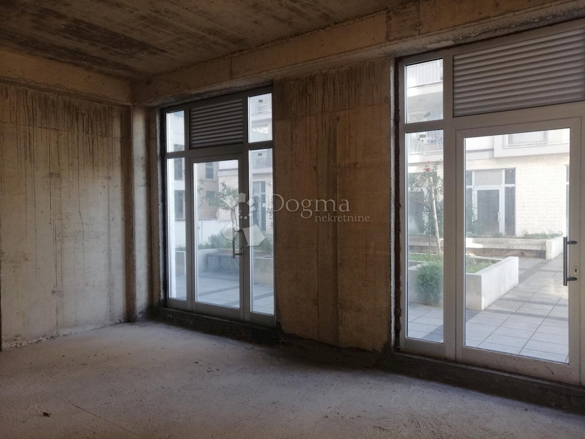 Locale commerciale Krnjevo, Rijeka, 89,67m2