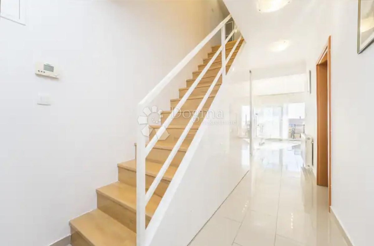 Appartamento Novalja, 115m2