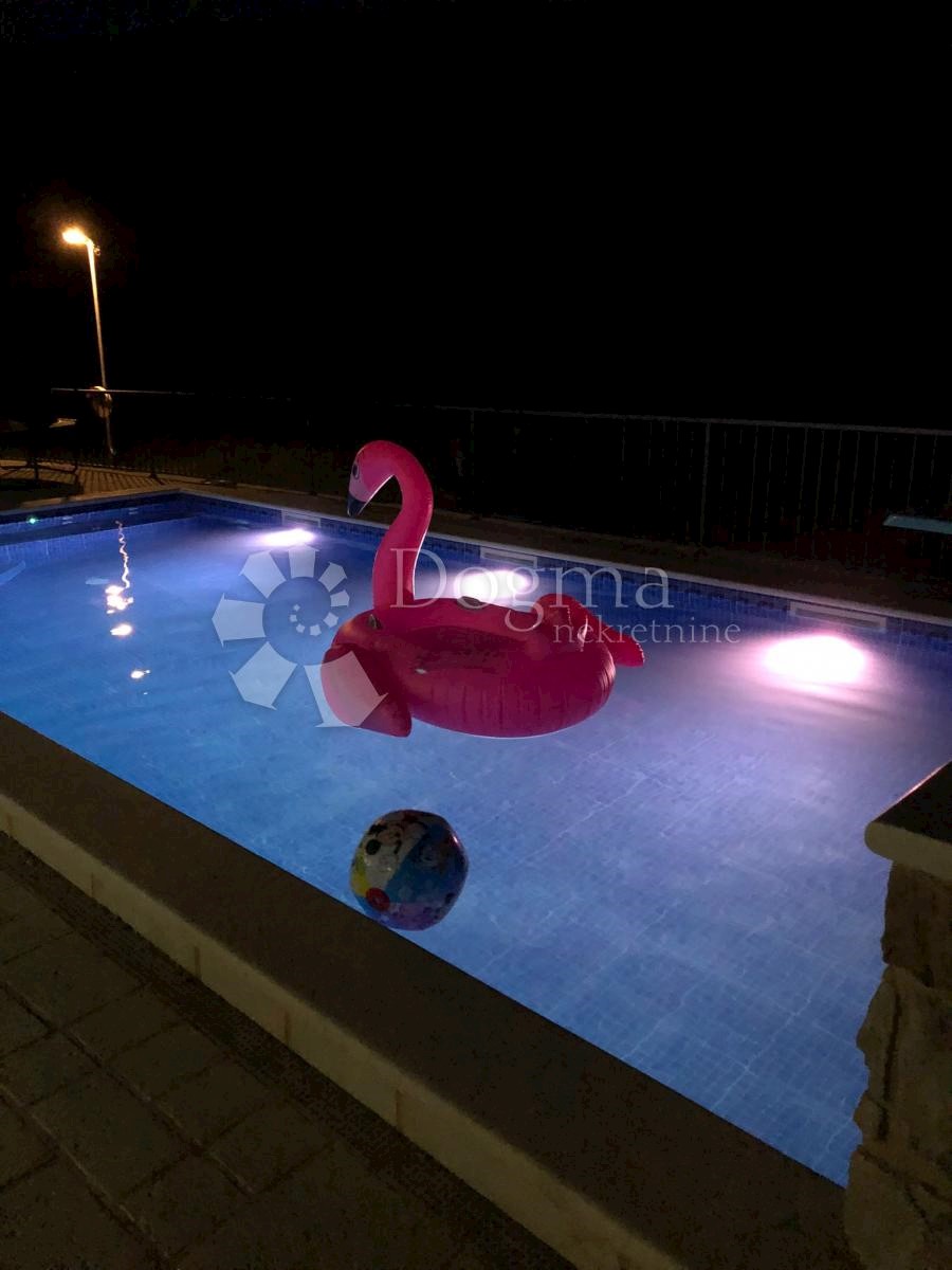 Casa Dol, Stari Grad, 140m2