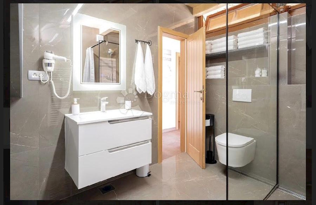 Casa Dol, Stari Grad, 140m2